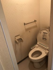 EFAB9E11-3E75-44DC-898C-3543B92010E6