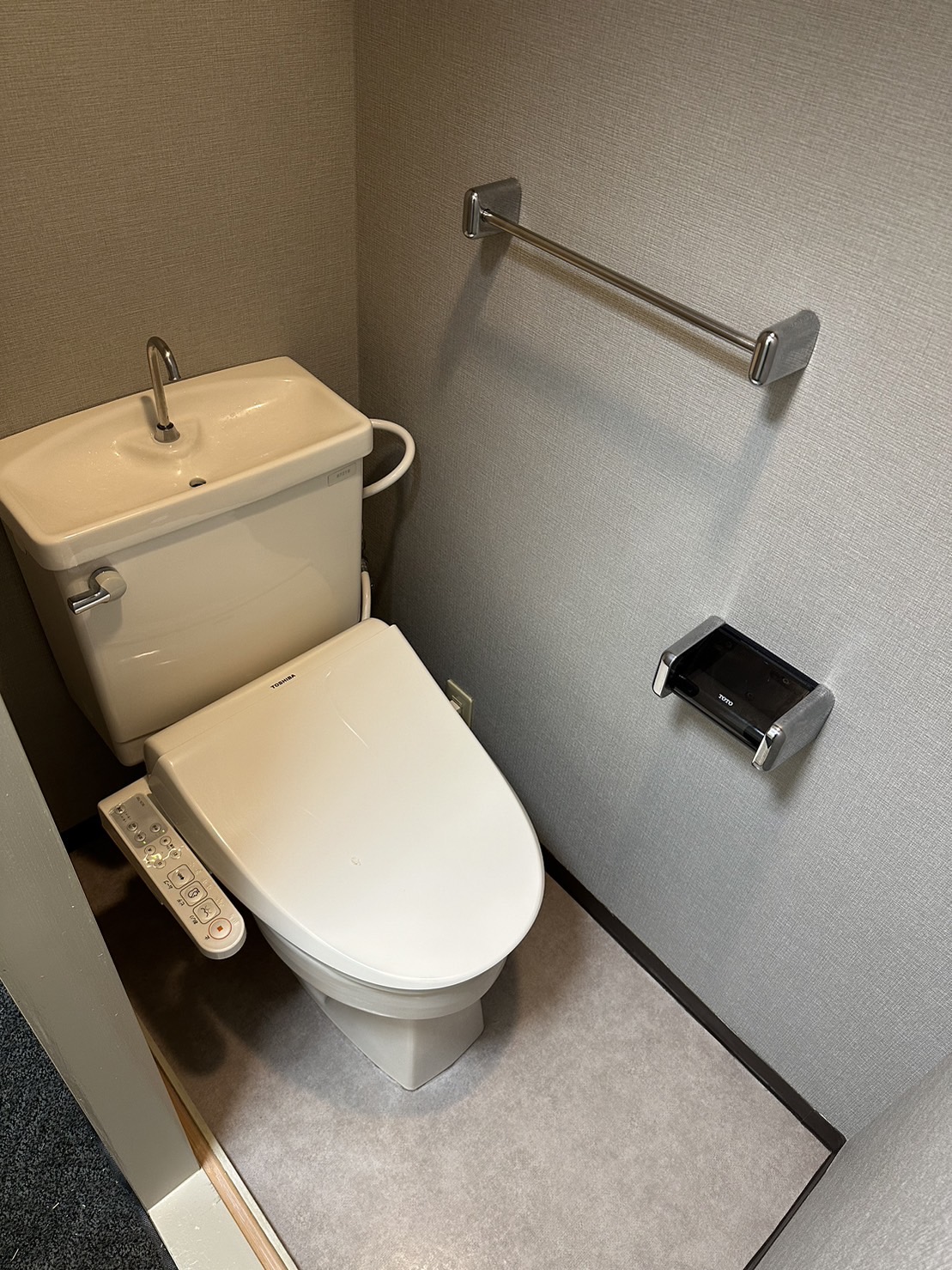 389CED88-9557-4A8C-BD1C-D29F688426C2