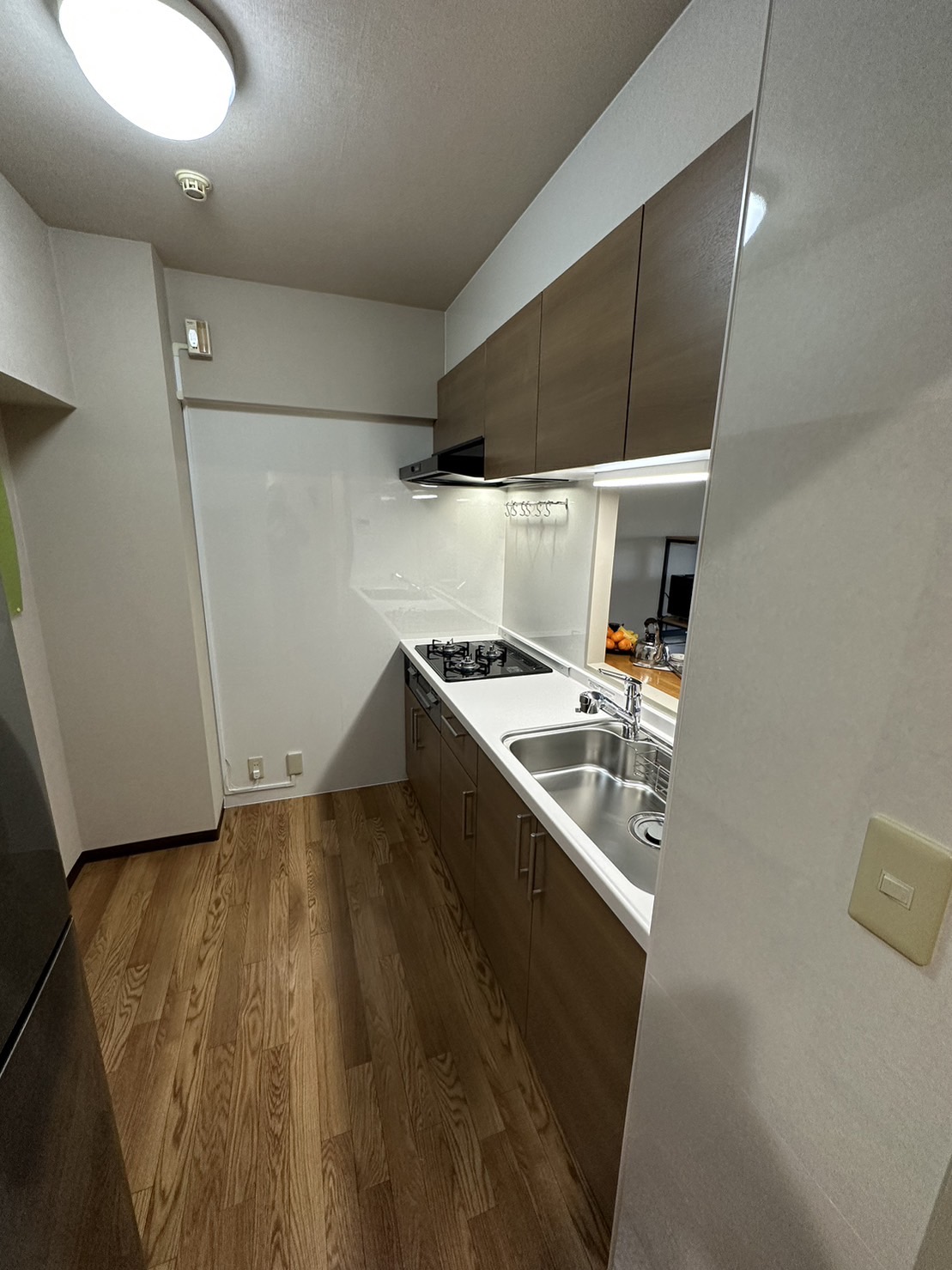 B0B1D924-00DB-443D-9A61-78BFC08E8434