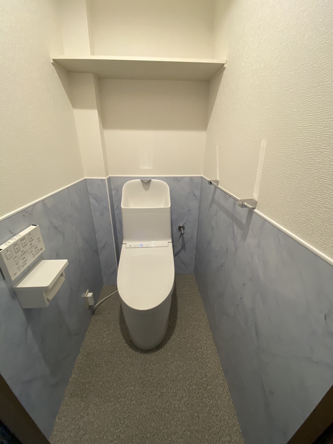 AF1F8557-1D01-49C6-BFD3-5D507105DCDD